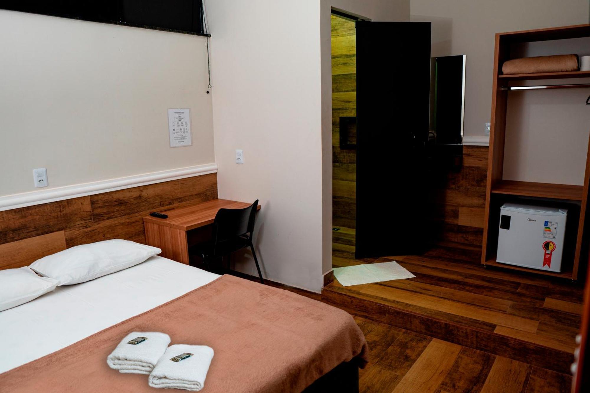 Hotel Nixon Proximo, Rodoviaria, Prefeitura E A Matriz Central Itaí Eksteriør bilde