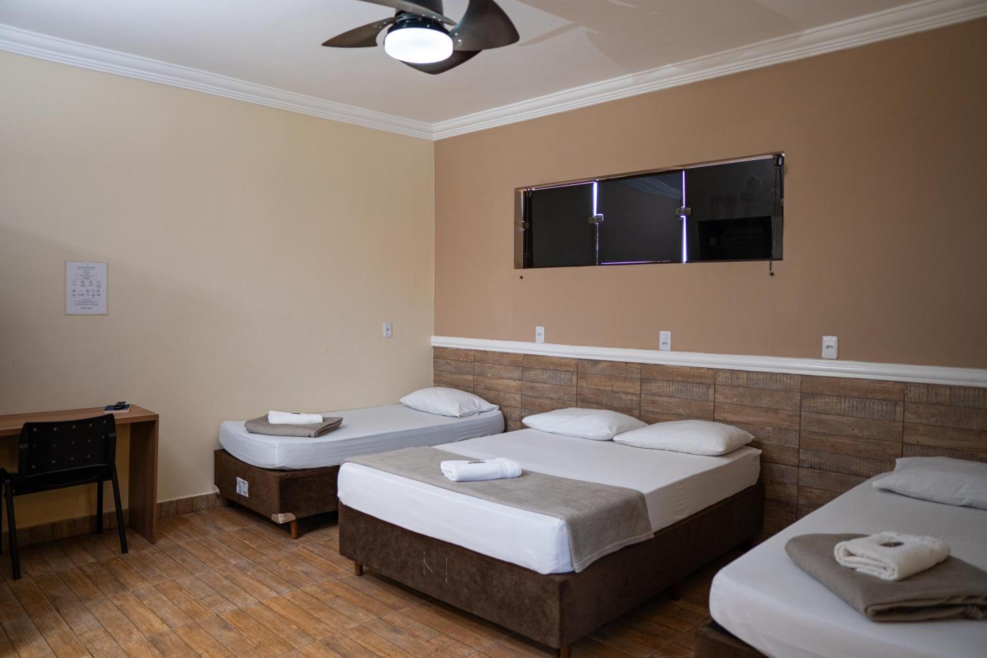 Hotel Nixon Proximo, Rodoviaria, Prefeitura E A Matriz Central Itaí Eksteriør bilde